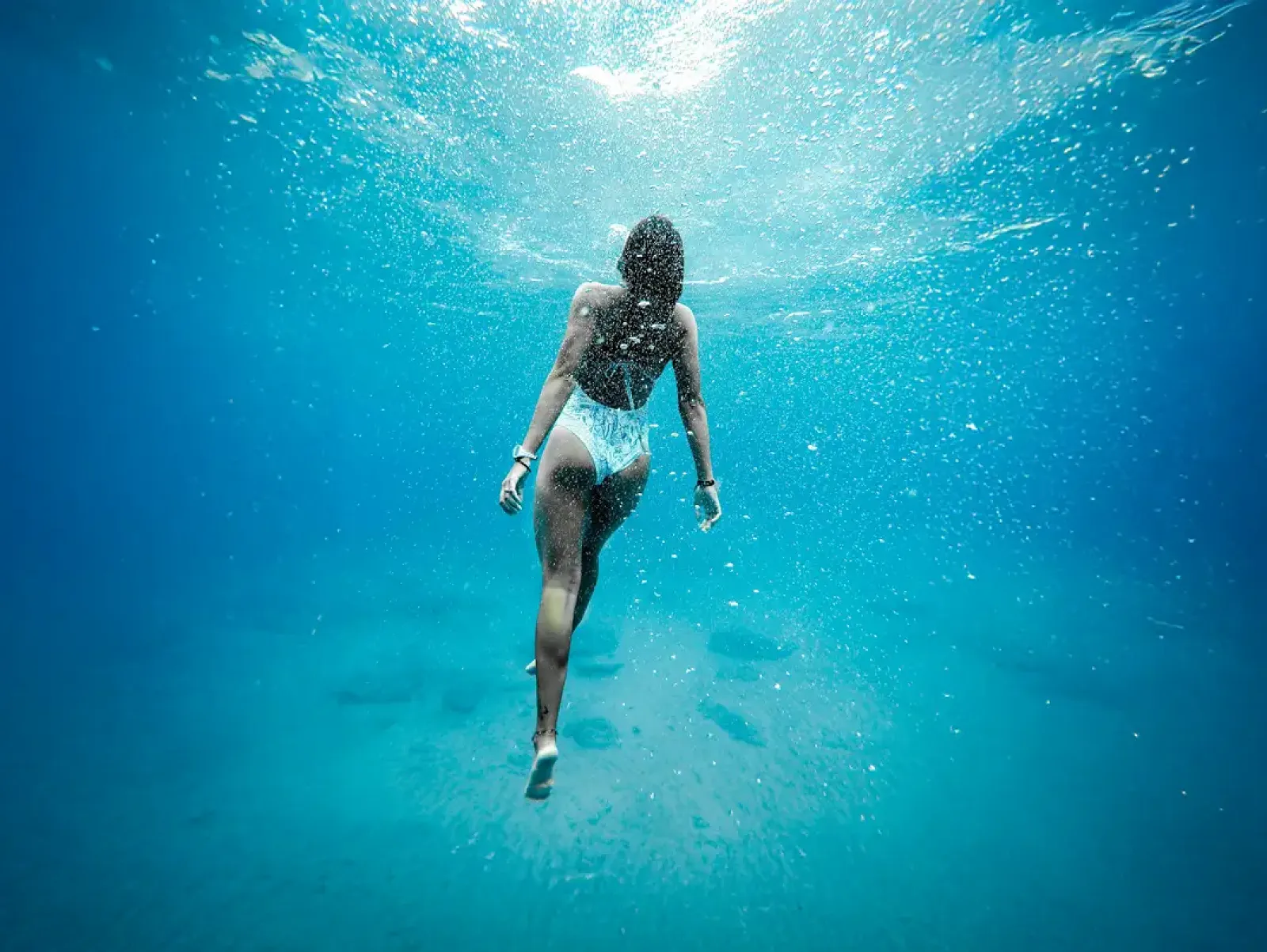 Speed Boat Cruising &amp; Blue Cave